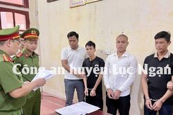 Khởi tố nhóm đối tượng truy sát 2 thanh niên dã man trong đêm