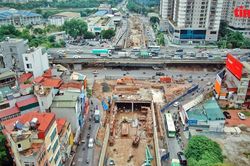 Cận cảnh hầm chui 700 tỷ đồng Lê Văn Lương - Vành đai 3 (Hà Nội)