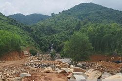 Cận cảnh dự án du lịch xây dựng không phép ở Thừa Thiên-Huế