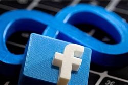 Công ty mẹ của Facebook nhiều lần bị kiện sau khi đổi tên