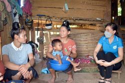 Lời ru buồn ở Rạng Đông