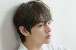3 lời thú nhận của V BTS nghe mà xót thương