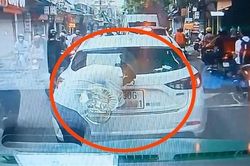 CSGT xử lý mạnh phương tiện dùng biển giả, che biển số