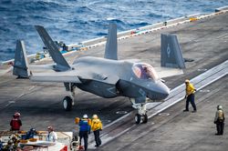 Lộ diện quốc gia Đông Nam Á đầu tiên có thể sở hữu tiêm kích tàng hình F-35C
