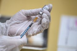 Bộ Y tế: Thêm 1,5 triệu liều vaccine COVID-19 Pfizer về đến Việt Nam