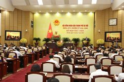 Hà Nội thông qua Nghị quyết hỗ trợ học phí năm học 2022-2023