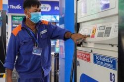 Giảm hơn 1.000 đồng/lít, xăng về mức thấp nhất từ đầu năm