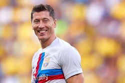 Bayern Munich vs Barcelona: Ngày Lewandowski chống lại Bayern