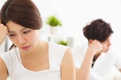 Chồng thất nghiệp vẫn đưa tiền cho vợ đều, biết lý do tôi sốc nặng