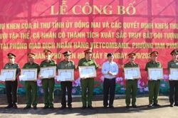 Khen thưởng lực lượng Công an phá nhanh vụ cướp ngân hàng tại Đồng Nai