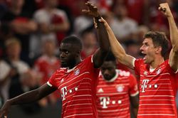 Điểm nhấn Bayern 2-0 Barca: Bản lĩnh 'Hùm xám', ngày về buồn của Lewandowski