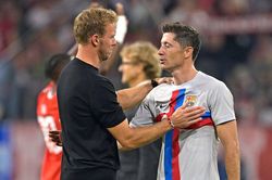 HLV Bayern Munich mừng vì Lewandowski… tịt ngòi