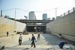Cận cảnh hầm chui Lê Văn Lương trước ngày thông xe