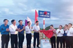 Góp sức trẻ xây dựng nông thôn mới