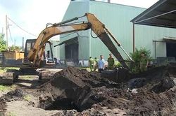 Thêm một bãi chôn lấp chất thải trái phép của Công ty Môi trường Trà Vinh bị phát hiện