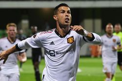 Tin MU 16/9: MU được bơm tiền ở phiên chợ Đông. Ronaldo gây tranh cãi sau trận thắng Sheriff