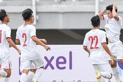 Bóng đá Việt Nam hôm nay: Văn Khang giúp U20 Việt Nam thắng đậm Timor Leste