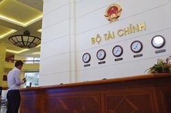 Bộ Tài chính đã kiểm điểm hơn 700 cán bộ, phát hiện tiền sai phạm hơn 101 tỷ