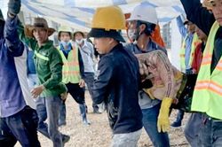 Diễn biến mới nhất vụ sập tường ở Bình Định: 5 người tử vong