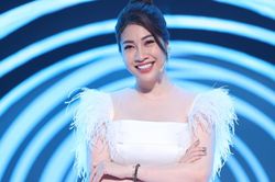 Pha Lê 'dằn mặt' người bí ẩn: 'Trước mắt suy đồi văn hóa vẫn là thương em, đắt show ầm ầm'