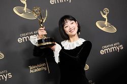 Nữ diễn viên Lee Yoo Mi đoạt giải thưởng Emmy