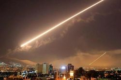 Syria tố Israel bắn phá thủ đô trong đêm khiến nhiều binh sĩ thiệt mạng