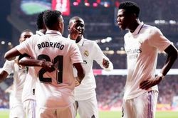 CĐV Atletico Madrid nổi giận khi Vinicius nhảy múa