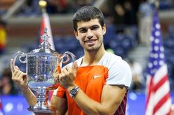 Carlos Alcaraz và chức vô địch US Open 2022: 10 kỳ tích của 'Tiểu Nadal'