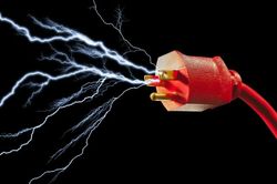 Nữ công nhân bị bỏng nặng do điện giật tại công trình xây dựng