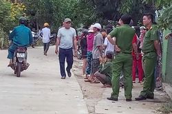 Vụ chồng giết vợ rồi tự cứa cổ: Nghi phạm qua cơn nguy kịch