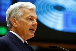 Ngỡ ngàng với khối tài sản Nga bị Hungary đóng băng