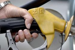 Hàn Quốc gia hạn trợ giá dầu diesel