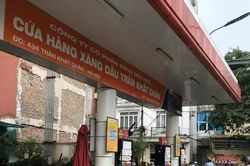 Thị trường xăng dầu: Dấu hiệu đứt nguồn lan rộng