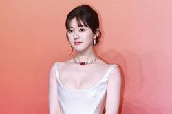 Triệu Lộ Tư than thở cũng lên hot search, dân mạng mắng vì chiếm dụng tài nguyên