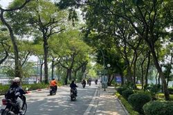 Hà Nội ngày đầu thu, dịu dàng đến nao lòng
