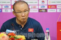 HLV Park Hang-seo: Không ai có thể chắc chắn là cầu thủ chủ chốt