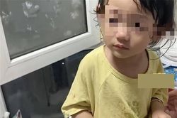 Bé gái 2 tuổi mắng bố là 'lưu manh' sau khi được mẹ dạy giới tính