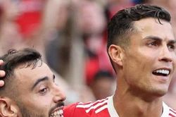 Bruno Fernandes đập tan nghi ngờ về việc không thể đá cùng Ronaldo