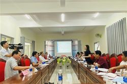 Ban Văn hóa - Xã hội HĐND tỉnh làm việc với các trường cao đẳng về tổ chức bộ máy và tự chủ tài chính