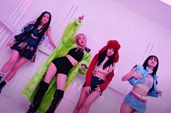 Bản hit 'Shut Down' của Blackpink gặp nhiều rắc rối