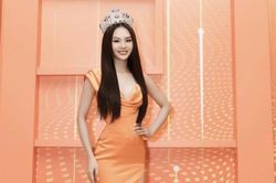 Sao Việt: Hoa hậu Huỳnh Nguyễn Mai Phương nổi bật với đầm cam, Jennifer Phạm hạnh phúc viên mãn