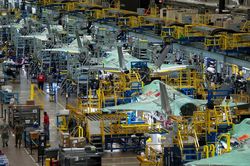 Hàng loạt tiêm kích F-35 Mỹ sẽ phải 'nằm đất' nếu bị Trung Quốc cắt nguồn cung kim loại hiếm?