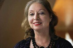 Vĩnh biệt nữ văn sĩ nổi tiếng Hilary Mantel