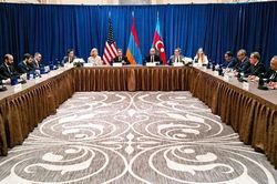 Phía sau sự tái diễn xung đột Armenia - Azerbaijan