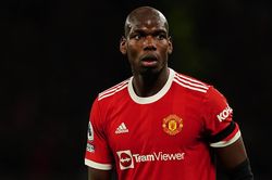 Pogba bị tố yểm bùa Mbappe ở trận MU - PSG