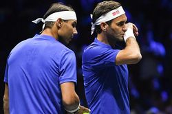 Nadal rút khỏi Laver Cup 2022 sau khi rơi nước mắt trong ngày chia tay Federer