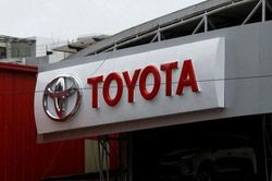 Không thấy 'đường ra', Toyota ngừng hẳn việc sản xuất tại Nga