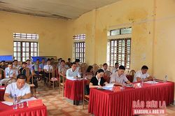 Đồng chí Trưởng Ban Tuyên giáo Tỉnh ủy dự sinh hoạt chi bộ cơ sở