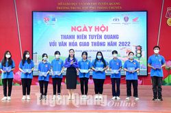 800 đoàn viên, thanh niên tham gia Ngày hội Thanh niên Tuyên Quang với văn hóa giao thông