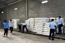 Tăng cường đấu tranh phòng, chống đường cát Thái Lan nhập lậu